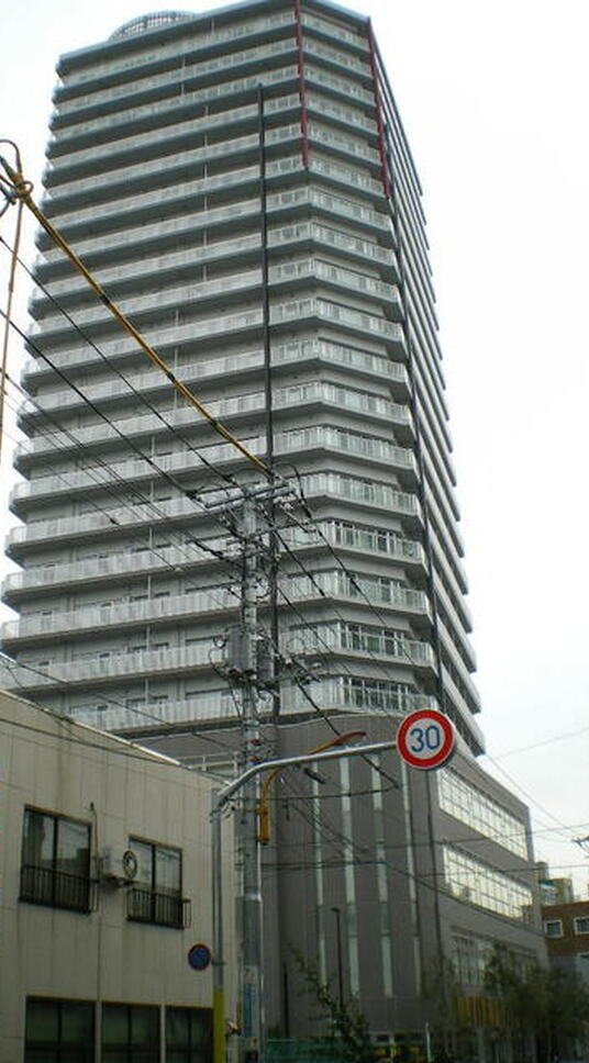 マークフロンタワー