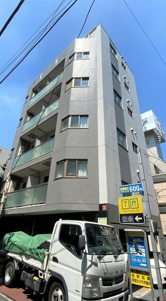 ヴェルファーレ彩