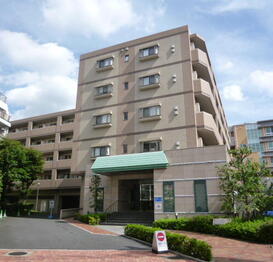 グランハイツ東新宿