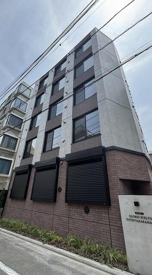 グローリオシェルト四谷坂町