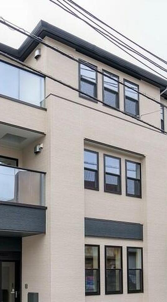 プレジール志村