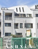 リリーレジデンス