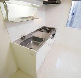 ヴィクトリー鈴木