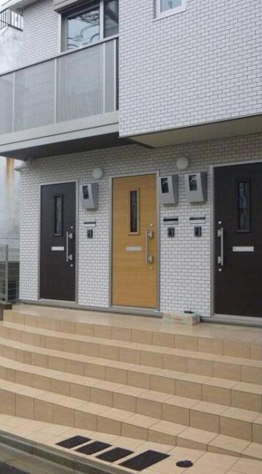 WHITE HILL ホワイトヒル