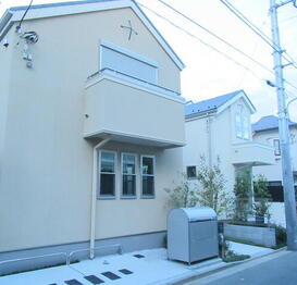 サニーアヴェニュー A棟