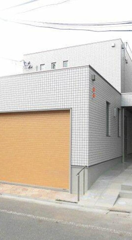 フォレスタ鷹番