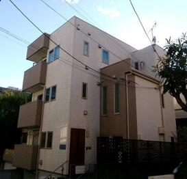 クアルティエーレ四ツ谷