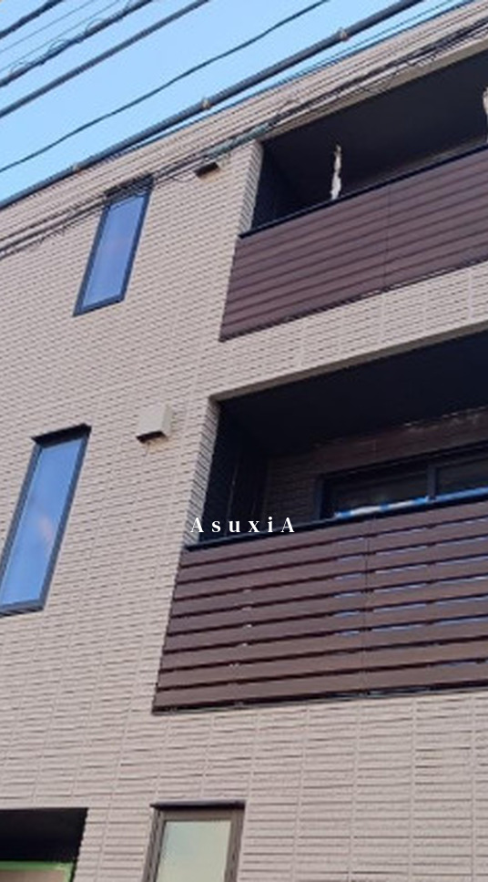 シュヴァル新宿