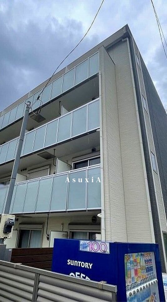 レオネクストカサフェリス