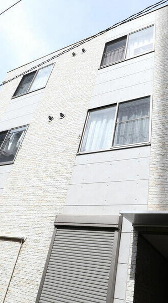 スクエアコート