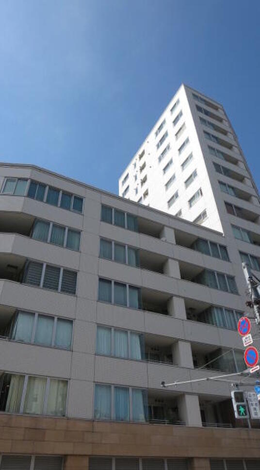 ラ・マーレ白金