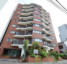 マーヴェラスガーデンコート