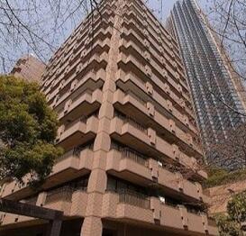 城山トラストコート