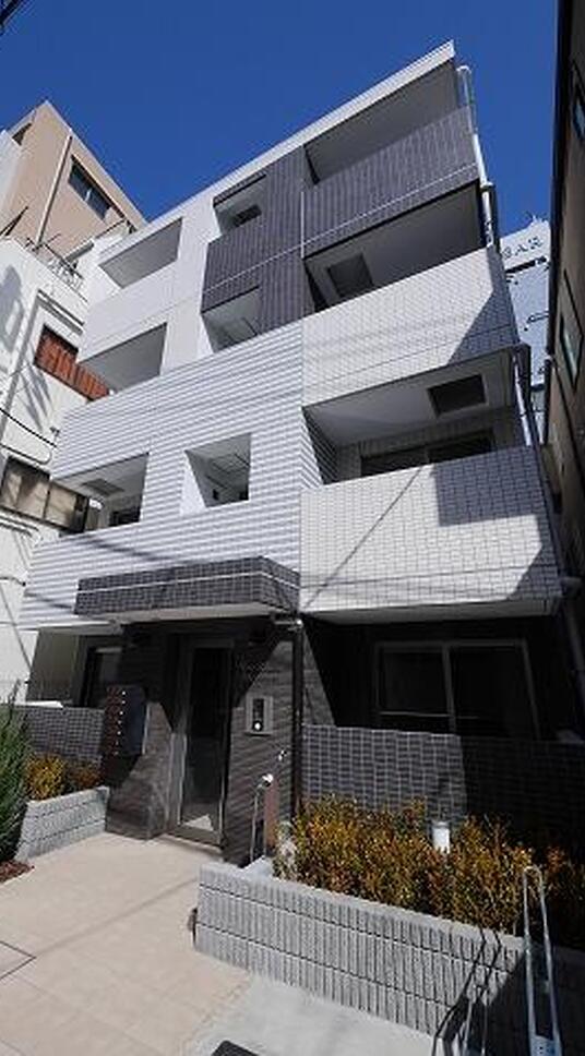 ヴィアラッテア白金