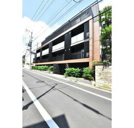 ラ・ペルラ柿の木坂